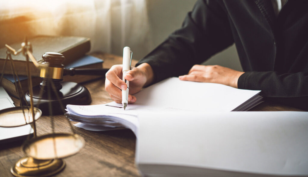 Understanding the Essential Services of a Public Notary